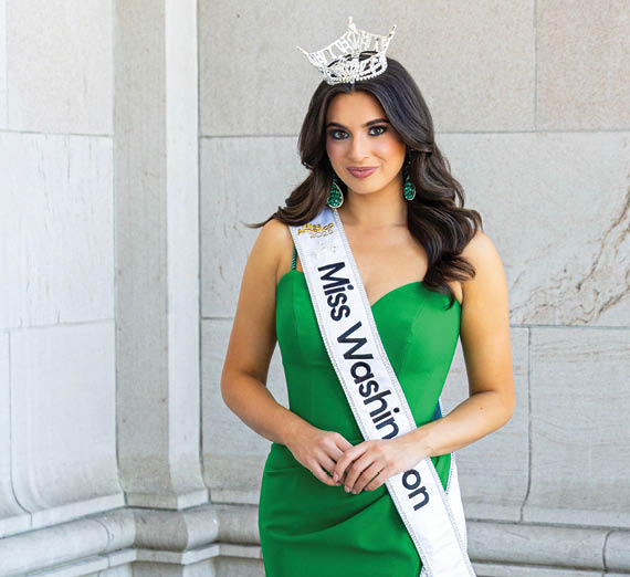 Frannie sitting outside College Hall